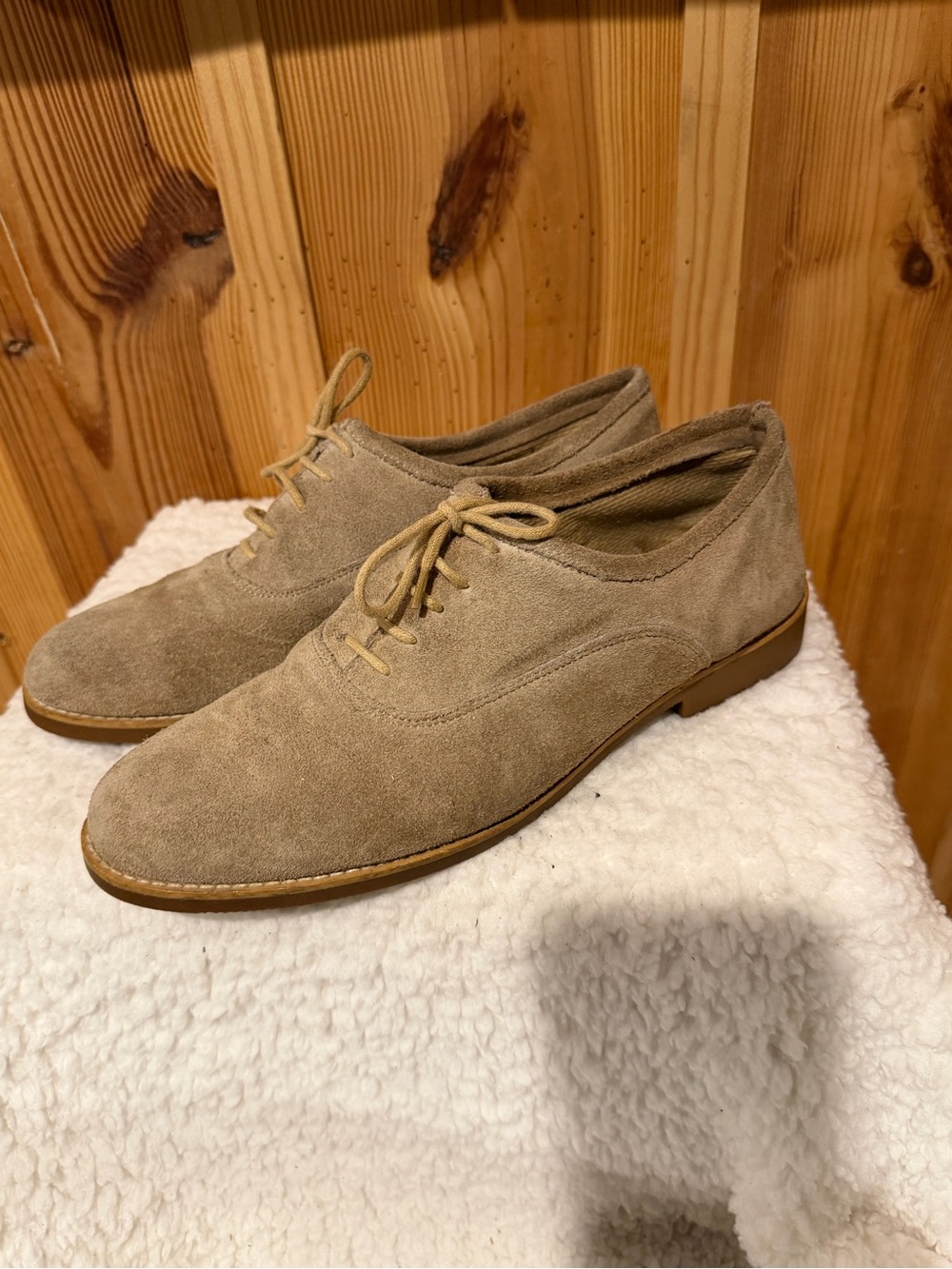 Men's Suede Lace-Up Oxford in Light Brown size 9.5